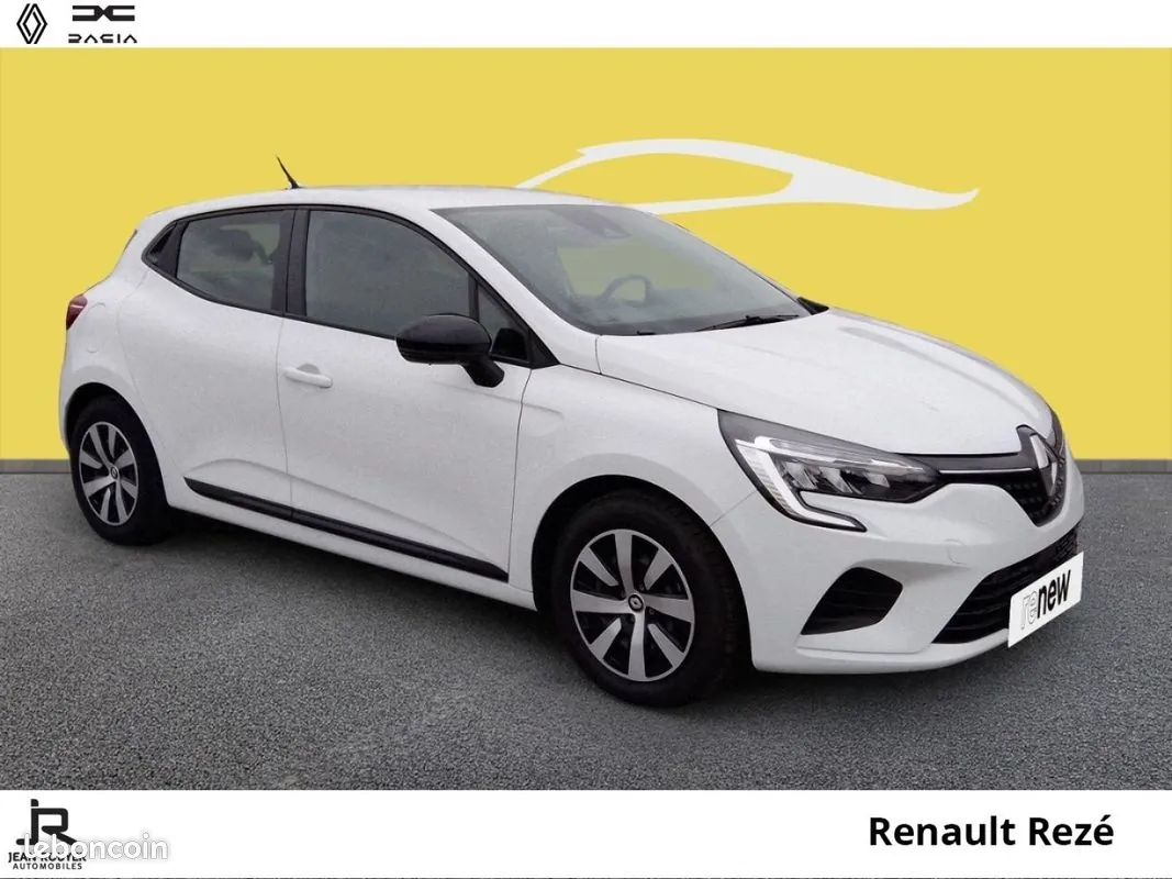 Renault Clio 2023 photo 2