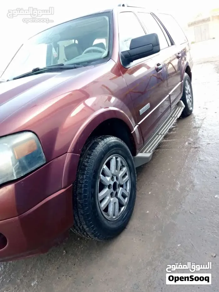 Ford Expedition 2011 photo 4