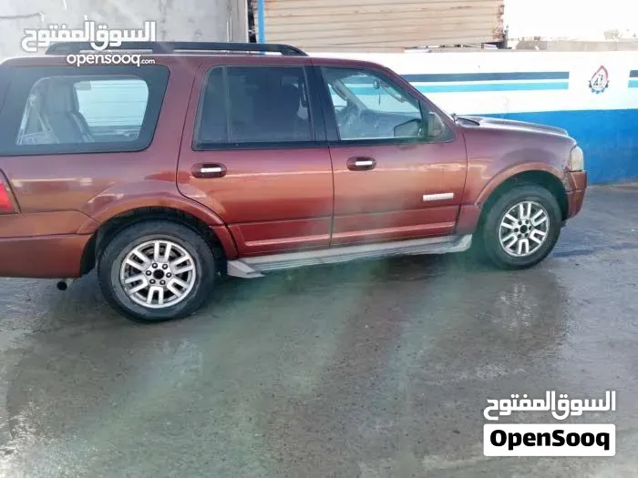 Ford Expedition 2011 photo 3