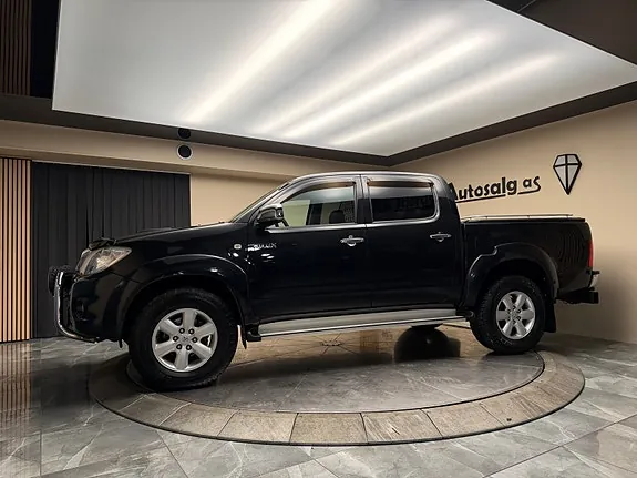 Toyota Hilux 2011 photo 2