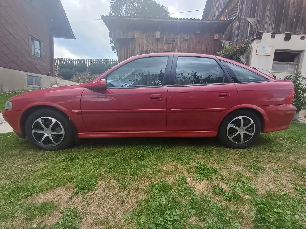 Opel Vectra 2000 photo 2