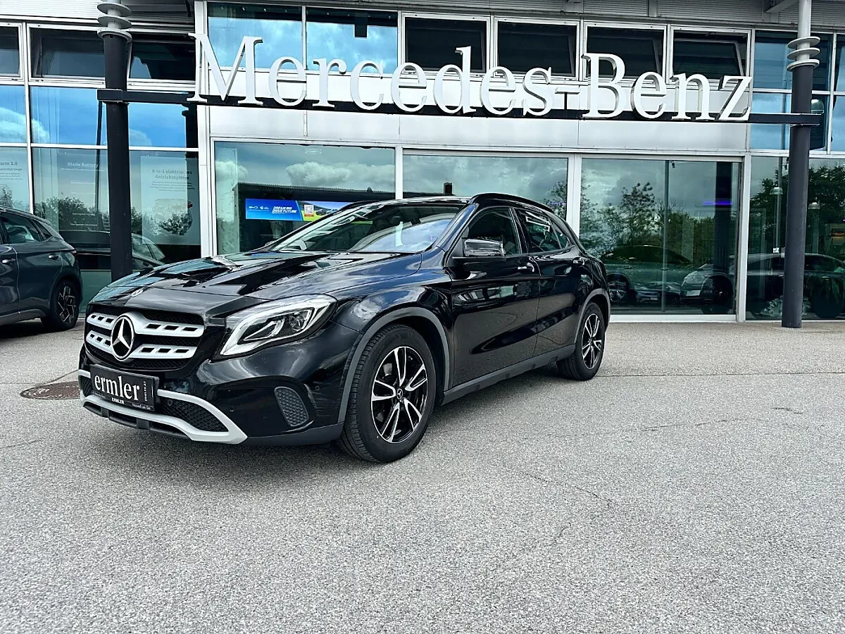 Mercedes-Benz Gla Class 2018 photo 2