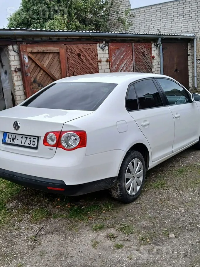 Volkswagen Jetta 2010 photo 5