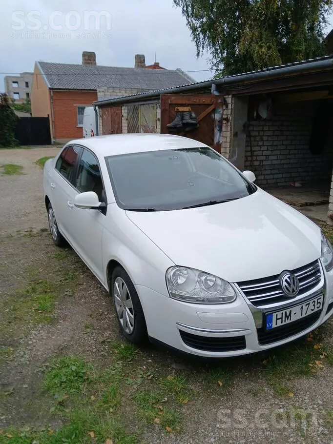 Volkswagen Jetta 2010 photo 4