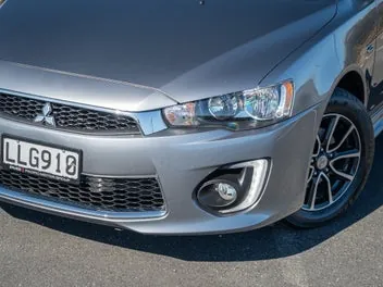 Mitsubishi Lancer 2018 photo 4
