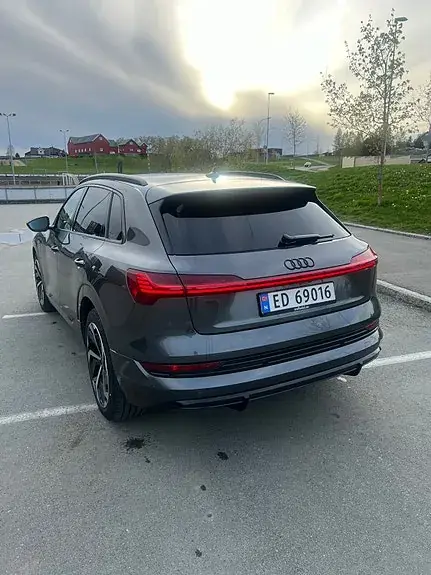 Audi E-Tron 2022 photo 4