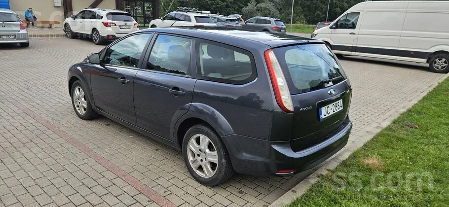 Ford Focus 2009 photo 5