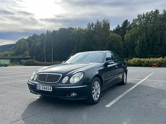 Mercedes-Benz E220 D