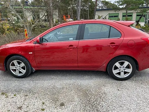 Mitsubishi Lancer