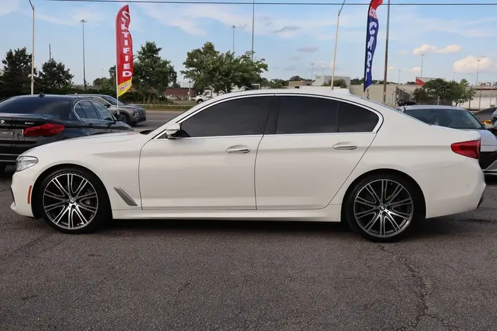 BMW 5 Series 2018 photo 4