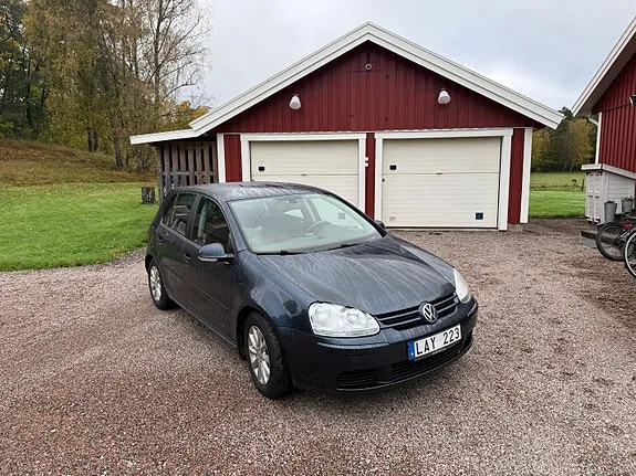 Volkswagen Golf V