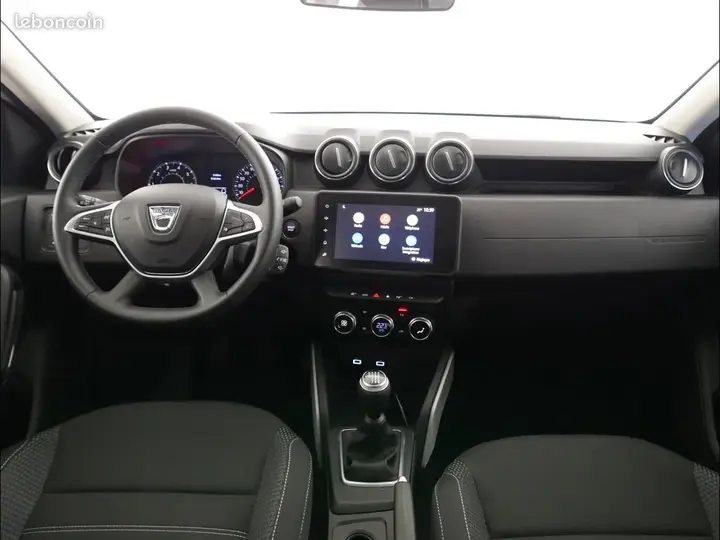 Dacia Duster 2022 photo 3