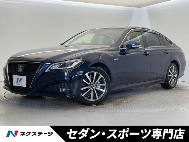 Toyota Crown Hybrid