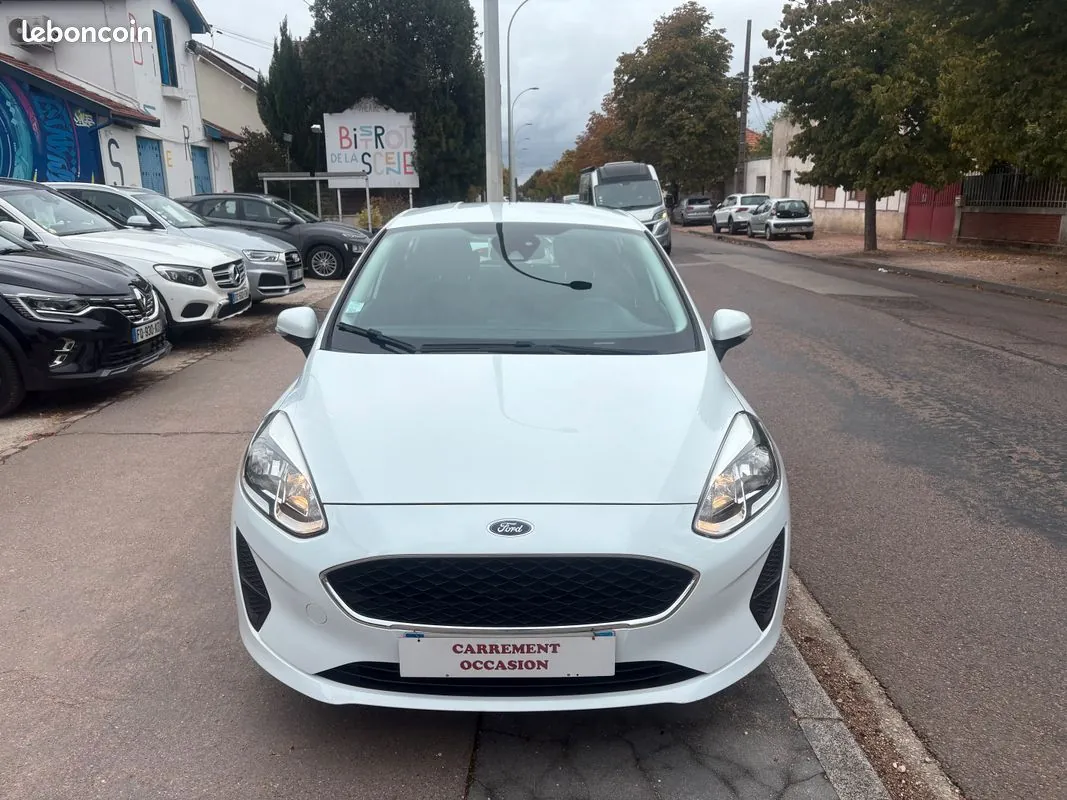 Ford Fiesta 2018 photo 2