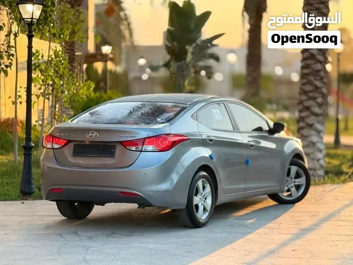 Hyundai Avante 2012 photo 4