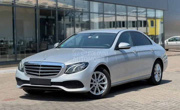 Mercedes-Benz E 200