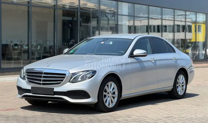 Mercedes-Benz E 200 2016 photo 4