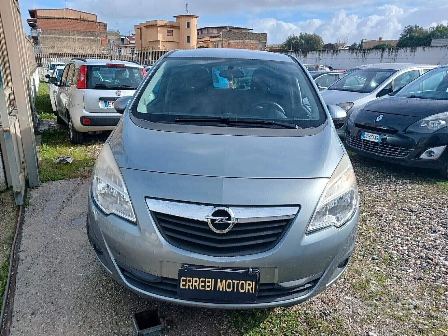 Opel Meriva 2012 photo 2