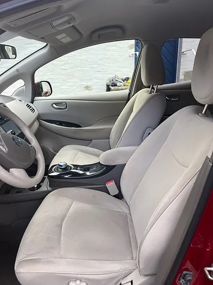 Nissan Leaf 2013 photo 4