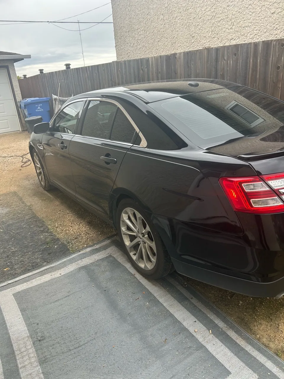Ford Taurus