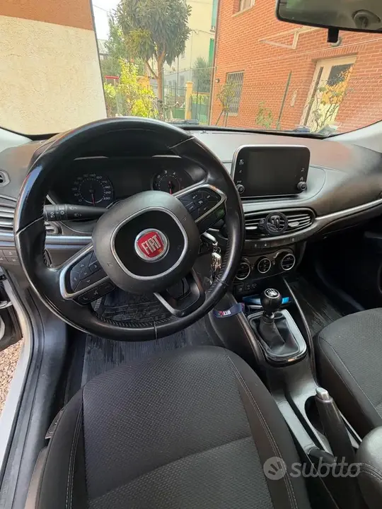 Fiat Tipo 2017 photo 4