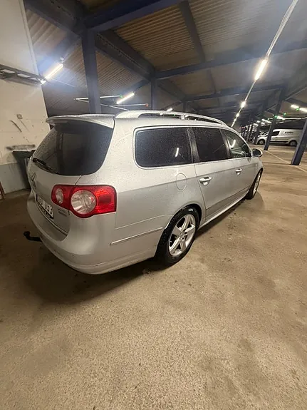 Volkswagen Passat 2010 photo 4