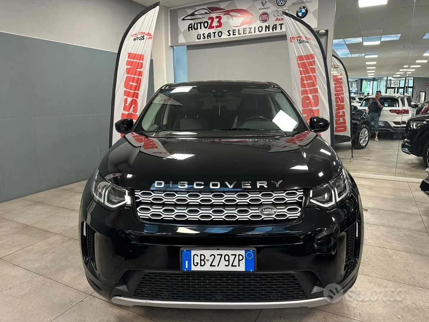 Land Rover Discovery Sport 2020 photo 2