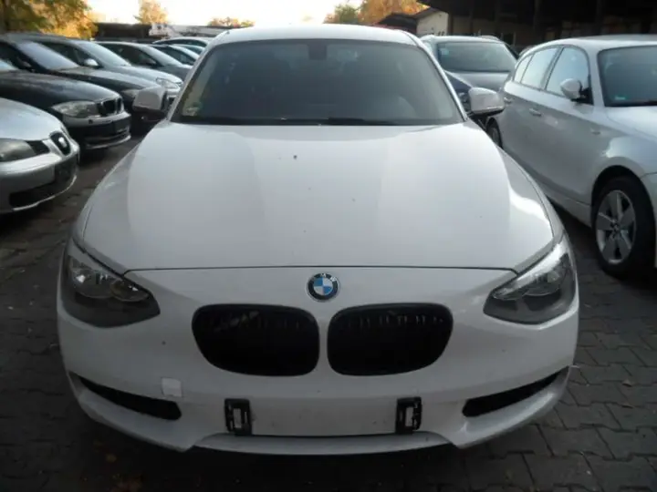 BMW 116 2012 photo 2
