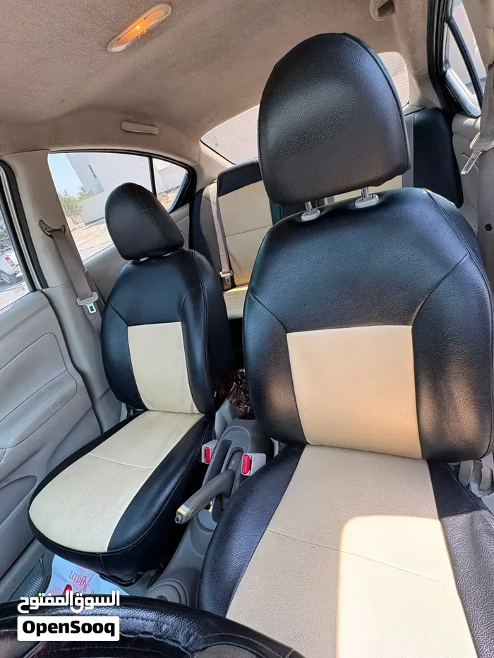 Nissan Sunny 2015 photo 3