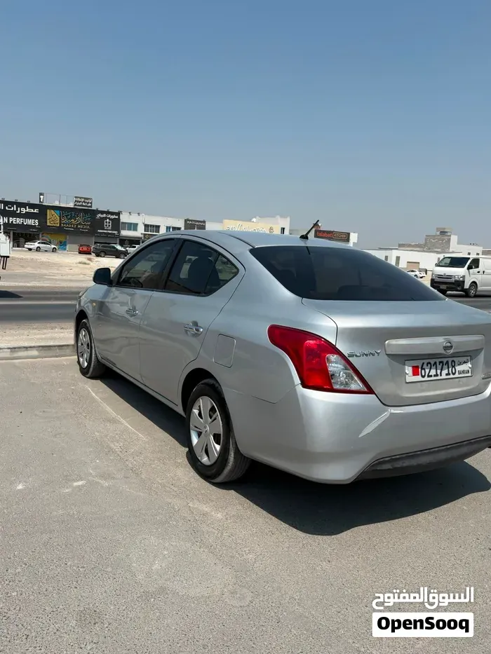 Nissan Sunny