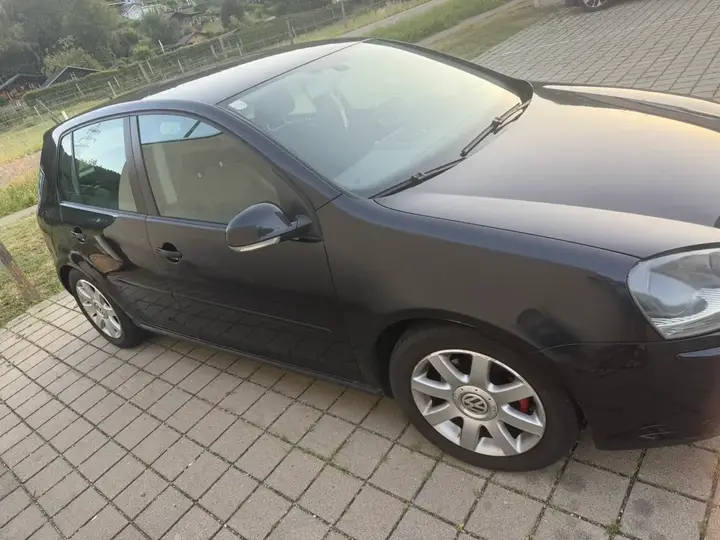 Volkswagen Golf 2004 photo 2