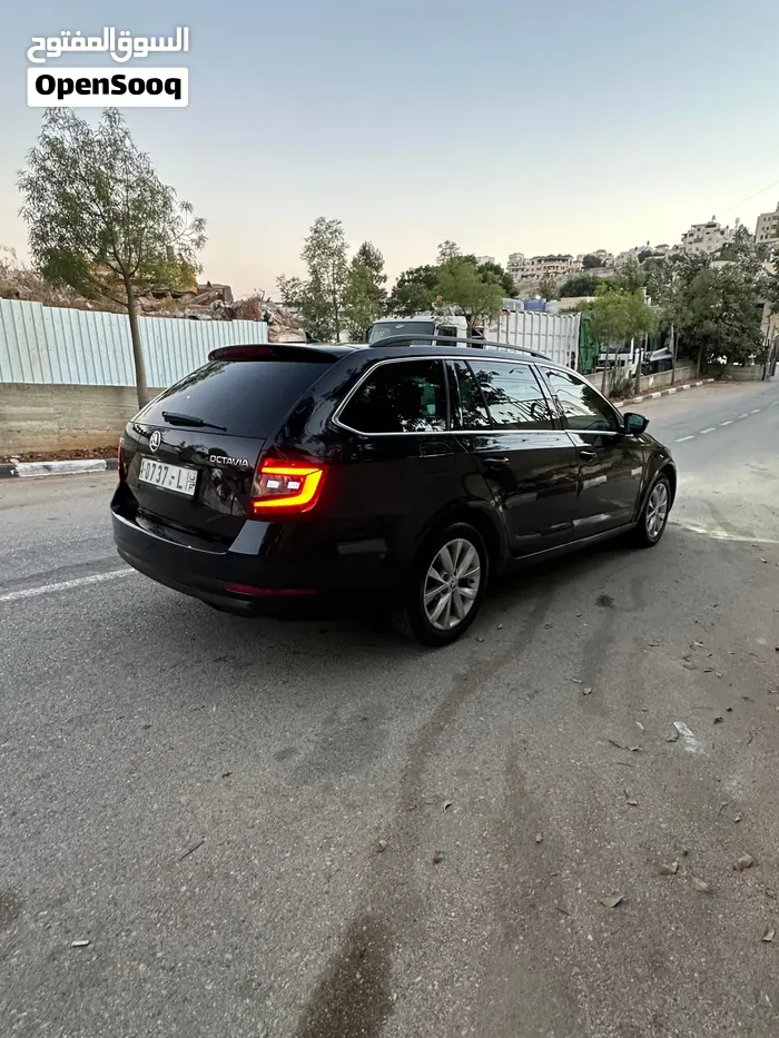Skoda Octavia 2018 photo 2