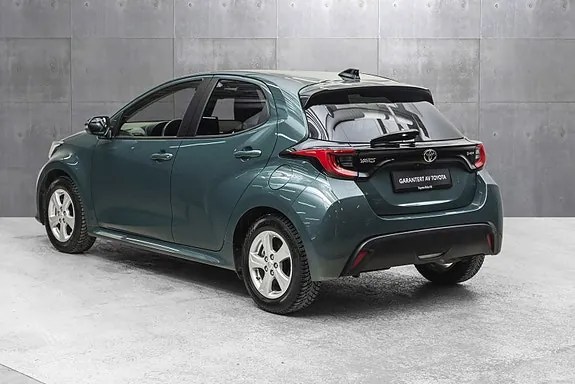 Toyota Yaris 2025 photo 2