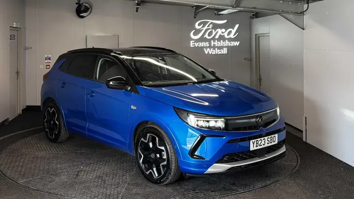 Vauxhall Grandland 2023 photo 2