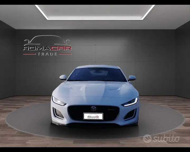 Jaguar F-Type 2021 photo 2