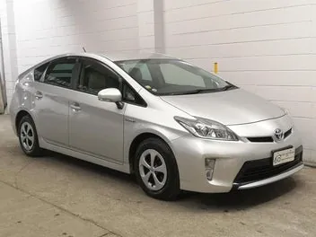 Toyota Prius 2013 photo 2