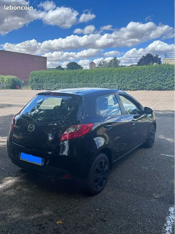 Mazda 2 2008 photo 3