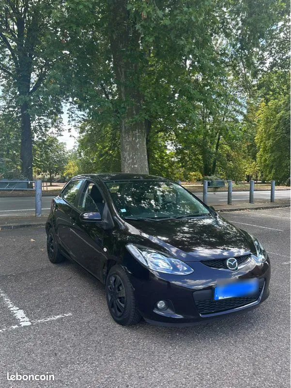 Mazda 2
