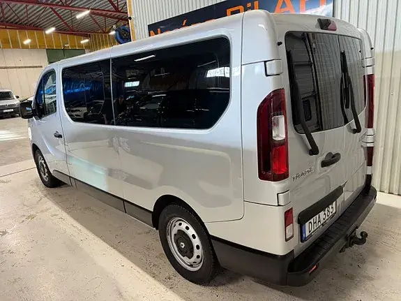 Renault Trafic 2018 photo 3