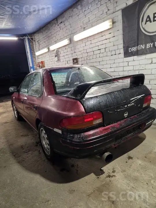 Subaru Impreza 1995 photo 3