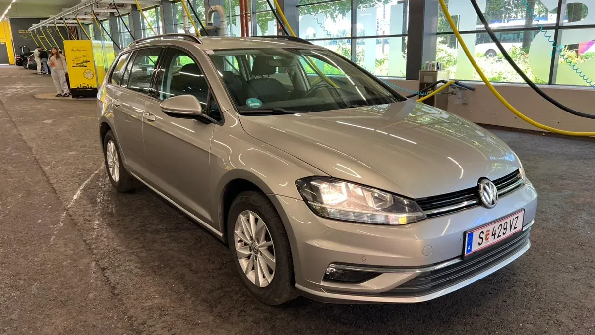 Volkswagen Golf 2017 photo 2
