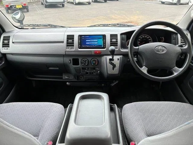 Toyota Hiace 2007 photo 3