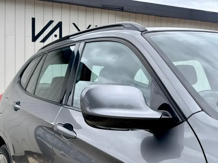 BMW X1 2012 photo 3