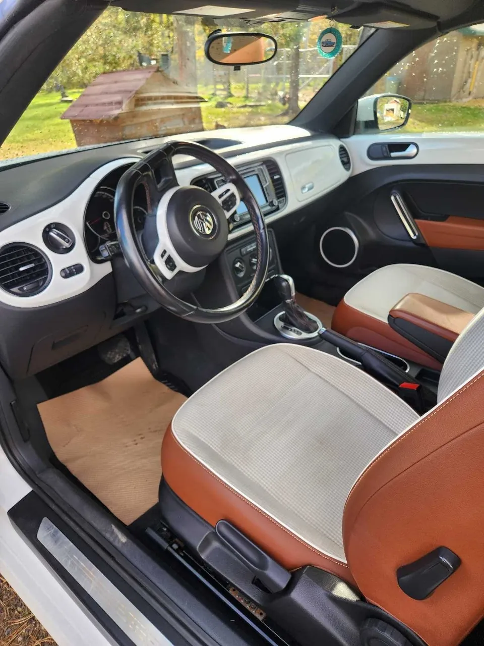Volkswagen Beetle 2016 photo 3