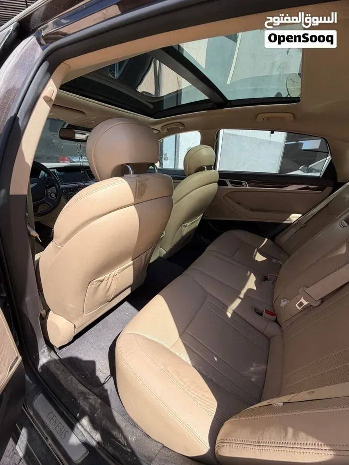 Genesis G80 2016 photo 3