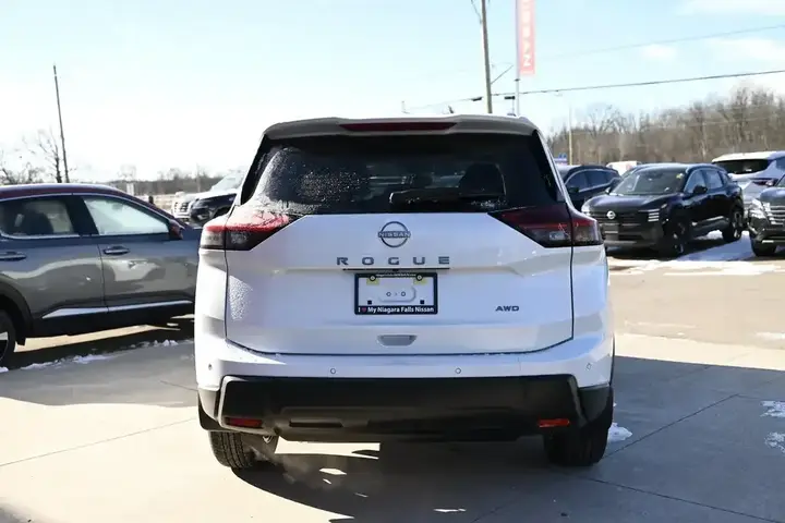 Nissan Rogue 2026 photo 4