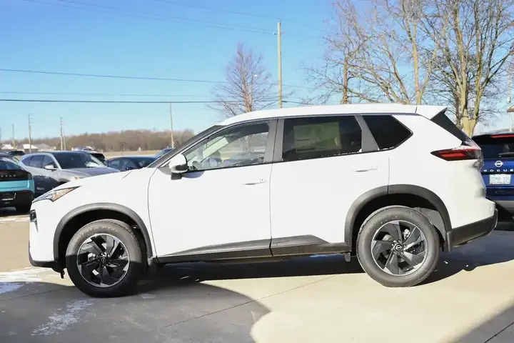 Nissan Rogue 2026 photo 3