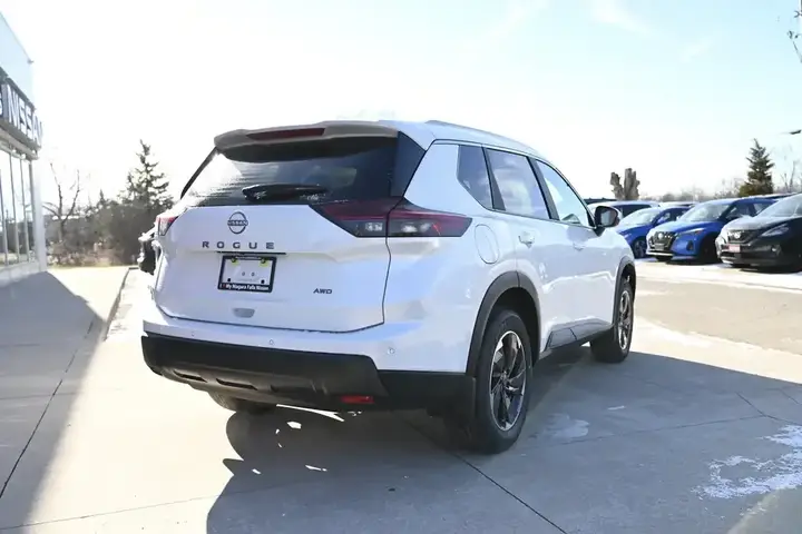Nissan Rogue 2026 photo 5
