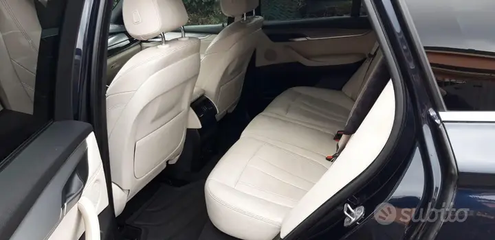 BMW X5 2015 photo 2