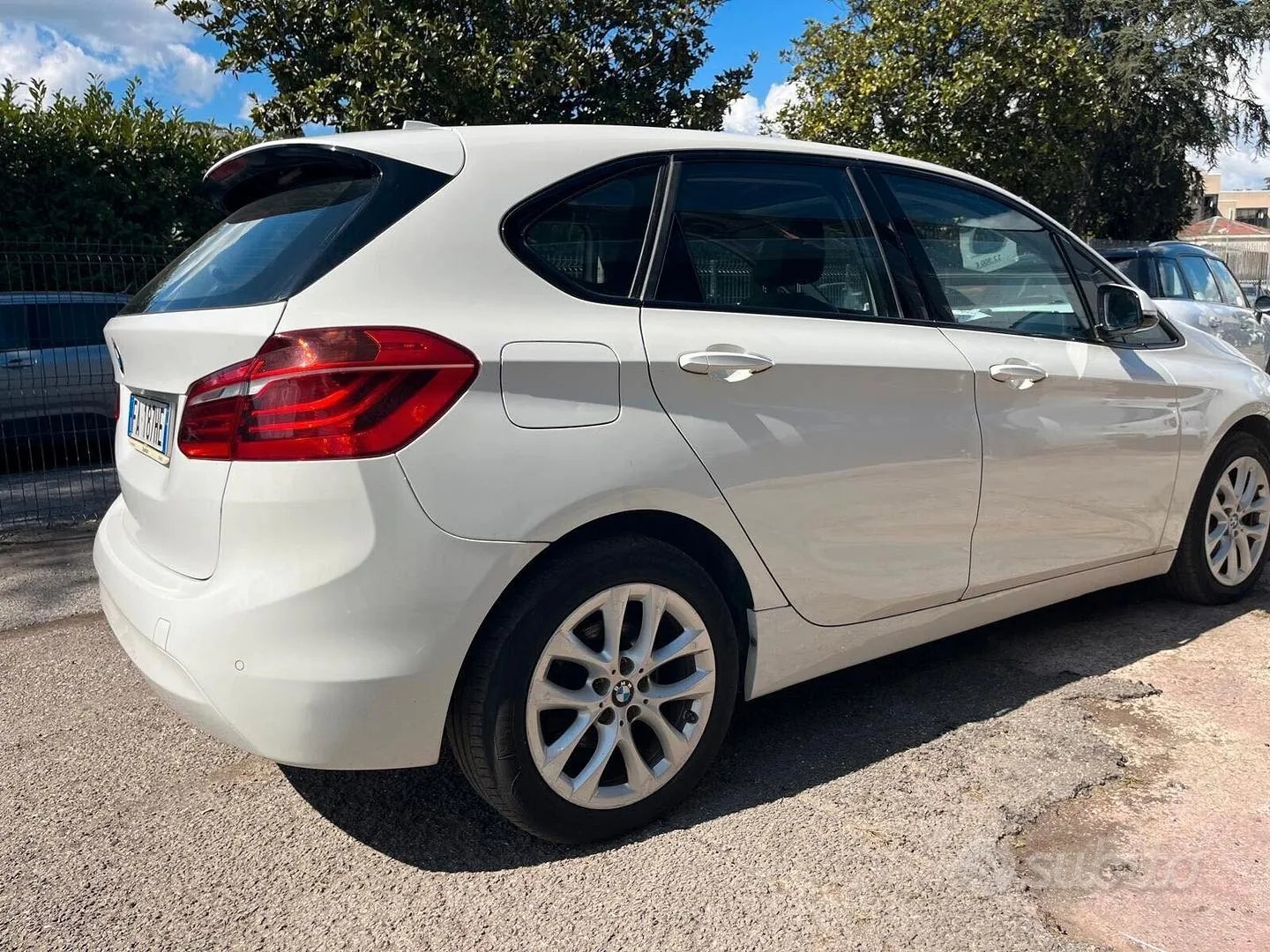 BMW 2 Series Active Tourer 2015 photo 4